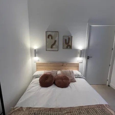 Гостевой дом Nina Mala Валенсия