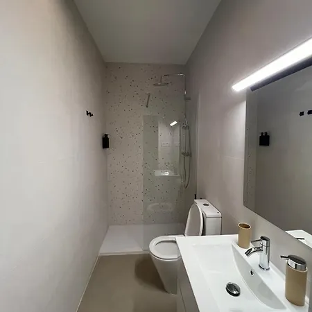 Nina Mala Гостевой дом Валенсия