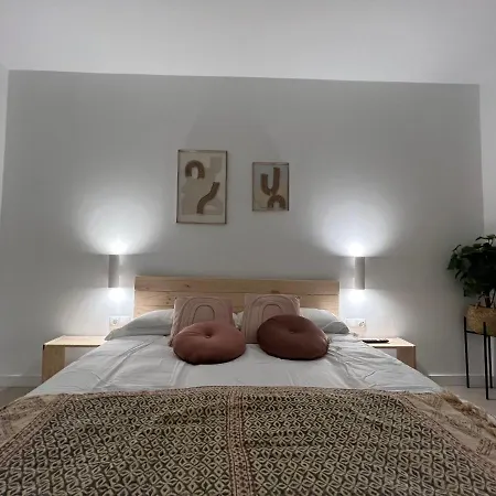 Nina Mala Walencja