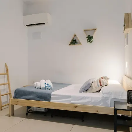 Niña Mala 3* Valencia